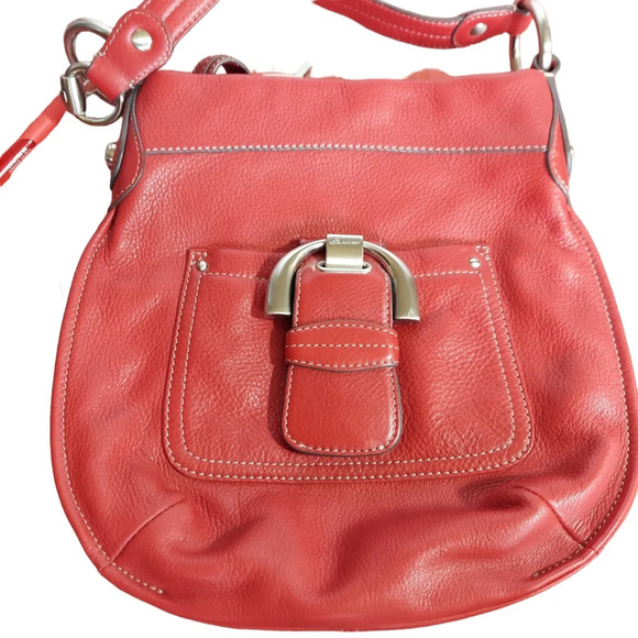 B Makowsy Red Pebbled Leather Crossbody Bag with Heavy Silver Charm - Picture 12 of 14